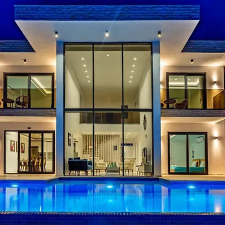 Villa 3 Bedroom Seaview With Private Pool *