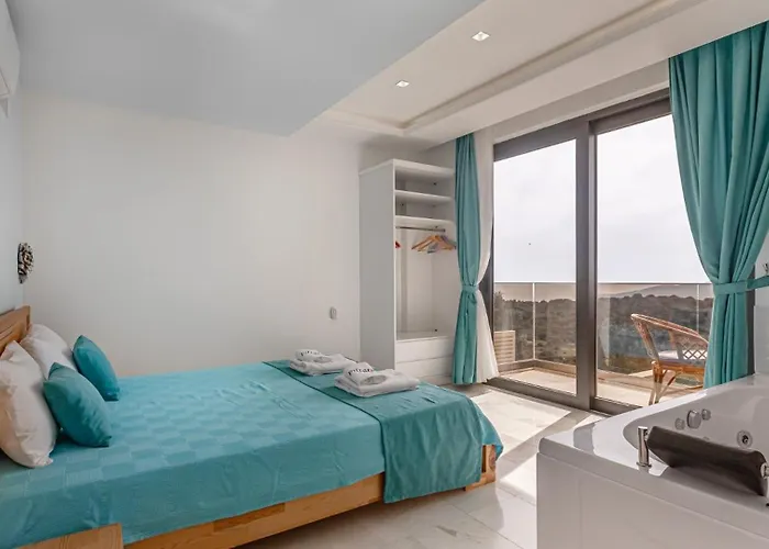 Villa 3 Bedroom Seaview With Private Pool