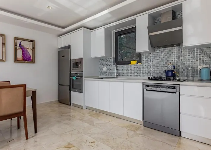 3 Bedroom Seaview With Private Pool