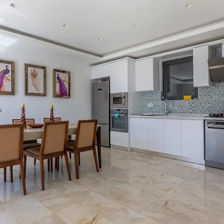 Villa 3 Bedroom - 3272 *