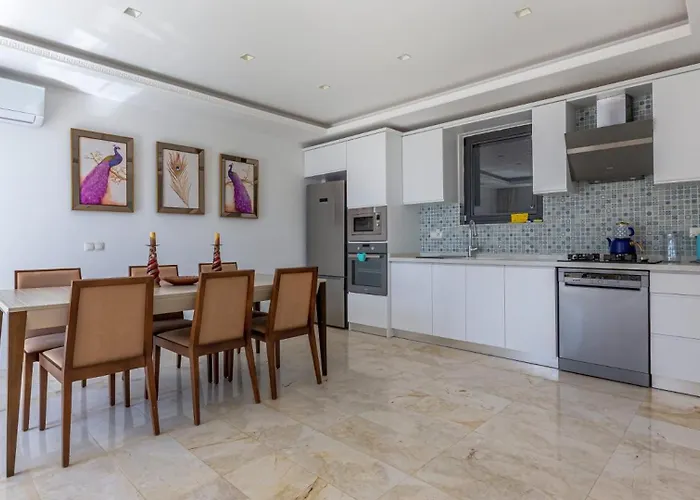 Willa 3 Bedroom Seaview With Private Pool *