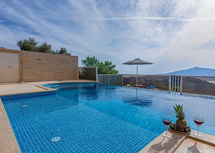 3 Bedroom Seaview With Private Pool Kalkan